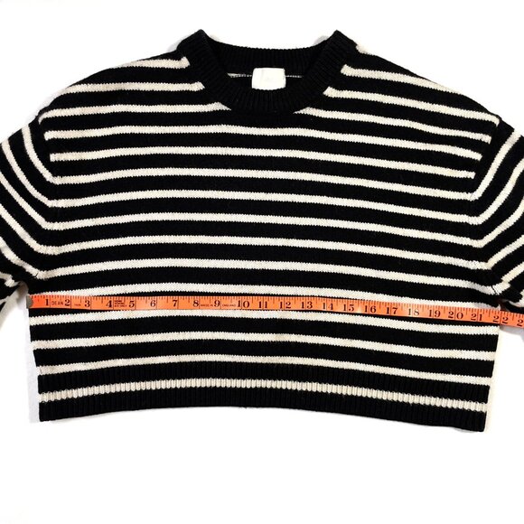 H&M Cropped Sweater Size M Wool Blend Black White Striped Crew Neck Long Sleeves - Picture 9 of 14
